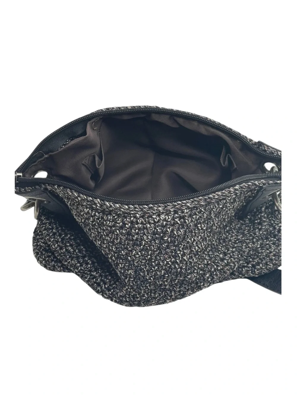 new The Sak ᯾ Indio Small Crochet Tote Handbag Bag ᯾ Urban Static Charcoal Knit